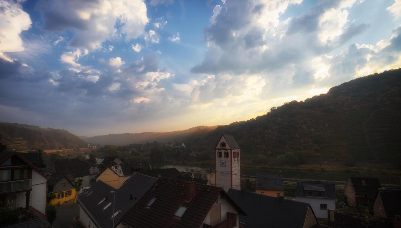 Ferienwohnungen Haus Am Wuerzlaysteig Lehmen المظهر الخارجي الصورة