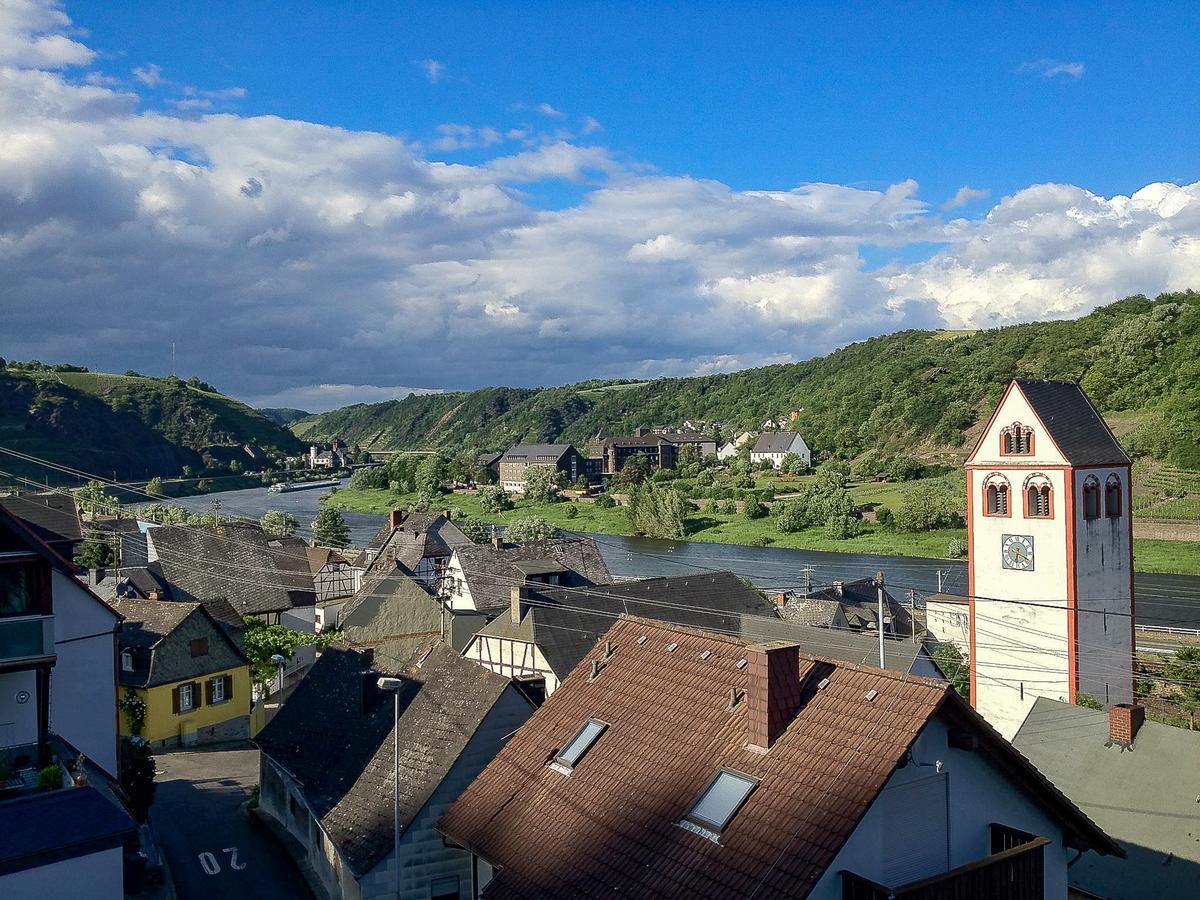 Ferienwohnungen Haus Am Wuerzlaysteig Lehmen المظهر الخارجي الصورة